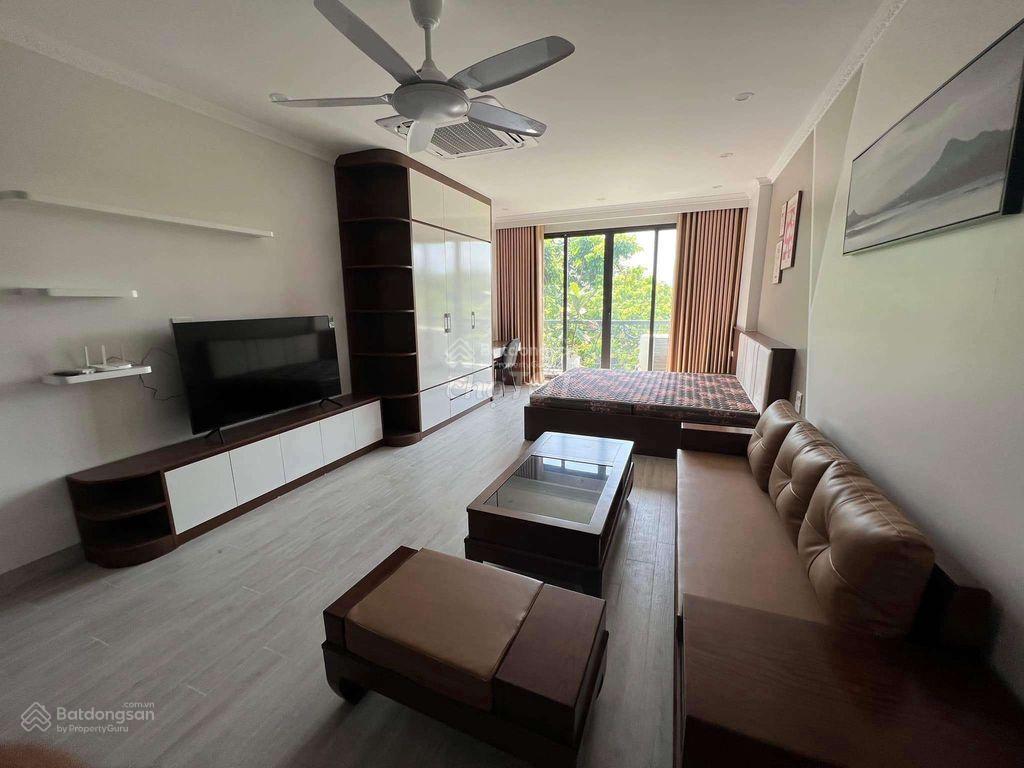 Cho thuê căn hộ 65m2 full đồ, có ban công, oto đỗ cửa phố hoàng như tiếp giá 7.5 triệu 0916 393 ***