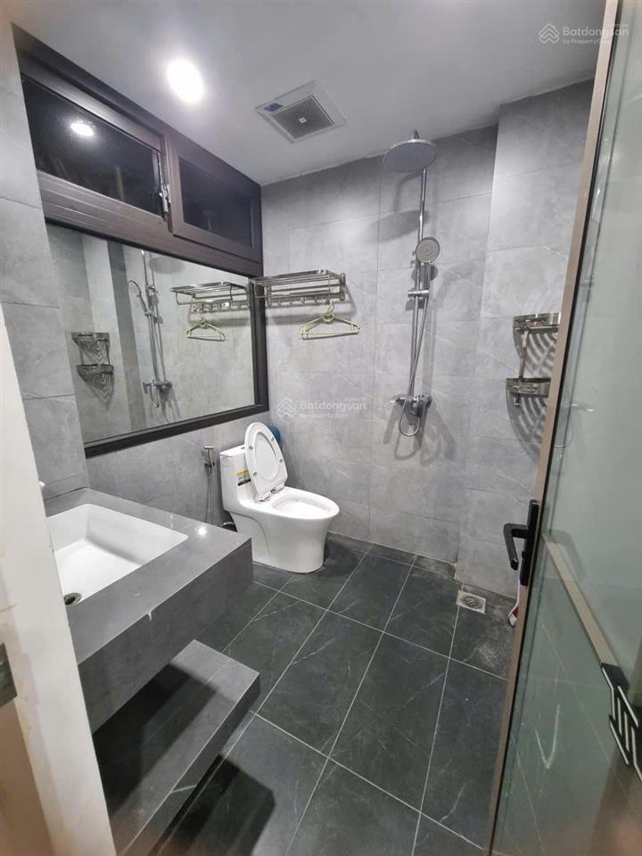 Cho thuê căn hộ 42m2 1 ngủ riêng biệt full đồ, có ban công phố tư đình giá 6,5 triệu 0916 393 ***