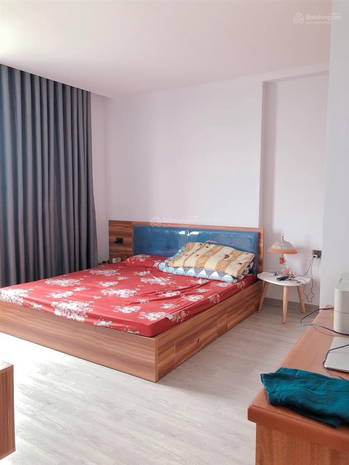 Bán căn 2 ngủ 2wc full đồ ban công đông nam chung cư one 18 phố ngọc lâm giá 6.5 triệu 0916 393 ***