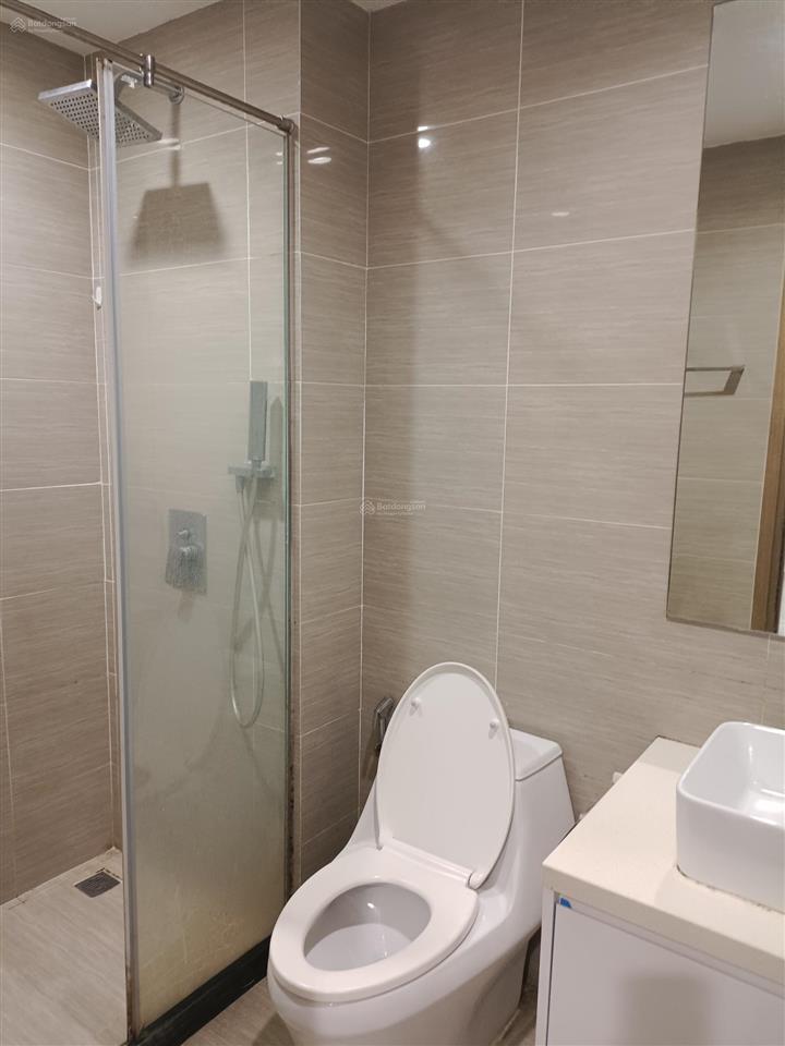 Cần bán căn 3 ngủ 104m2 chung cư one 18 phố ngọc lâm full đồ giá 8 tỷ, có lốt oto  0916 393 ***