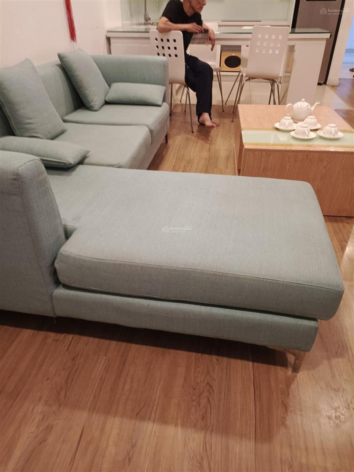 Cho thuê căn hộ 2 ngủ 2wc 79m2 đủ đồ chung cư mipec long biên gần hoàn kiếm giá 16 triệu.0916 393 ***