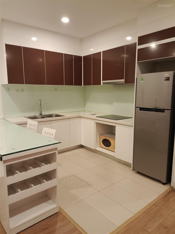Cho thuê căn hộ 2 ngủ 2wc 79m2 đủ đồ chung cư mipec long biên gần hoàn kiếm giá 16 triệu.0916 393 ***