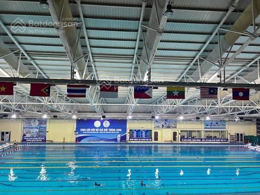Cho thuê 2000m2 sàn thương mại làm gym và bể bơi tại mỹ đình
