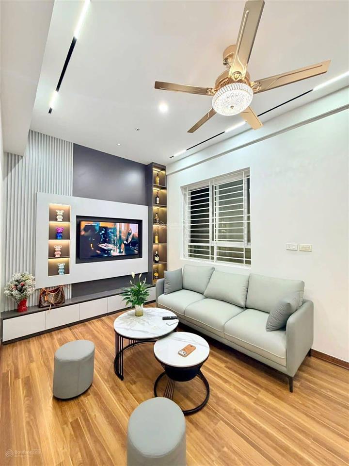 4.75 tỷ sở hữu ngay căn 2 phòng ngủ  dt 58m2  full nội thất, view hồ cực hiếm