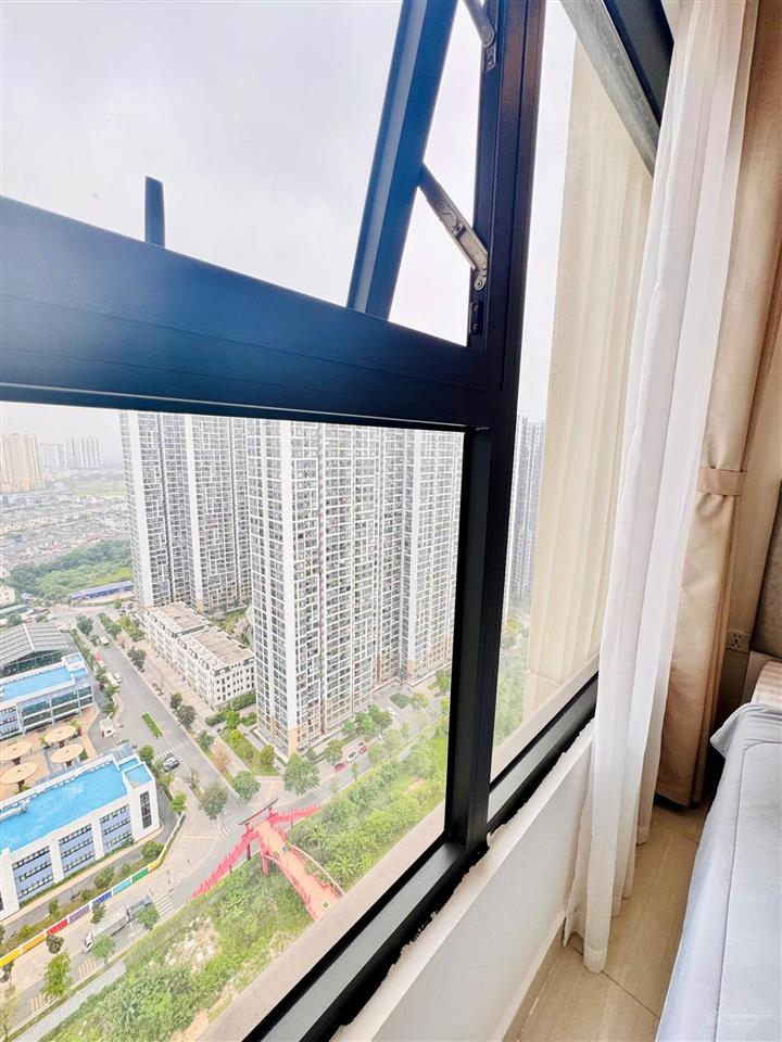 Chính chủ cần tiền bán gấp căn hộ studio 28m2 tòa s301 giá cắt lỗ chỉ 2,4 tỷ