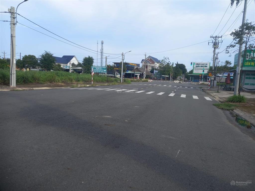 Bán lô 150m2 mt đường d14 kcn bàu bàng  đường nhựa 15m có vỉa hè  xây dựng tự do  shr