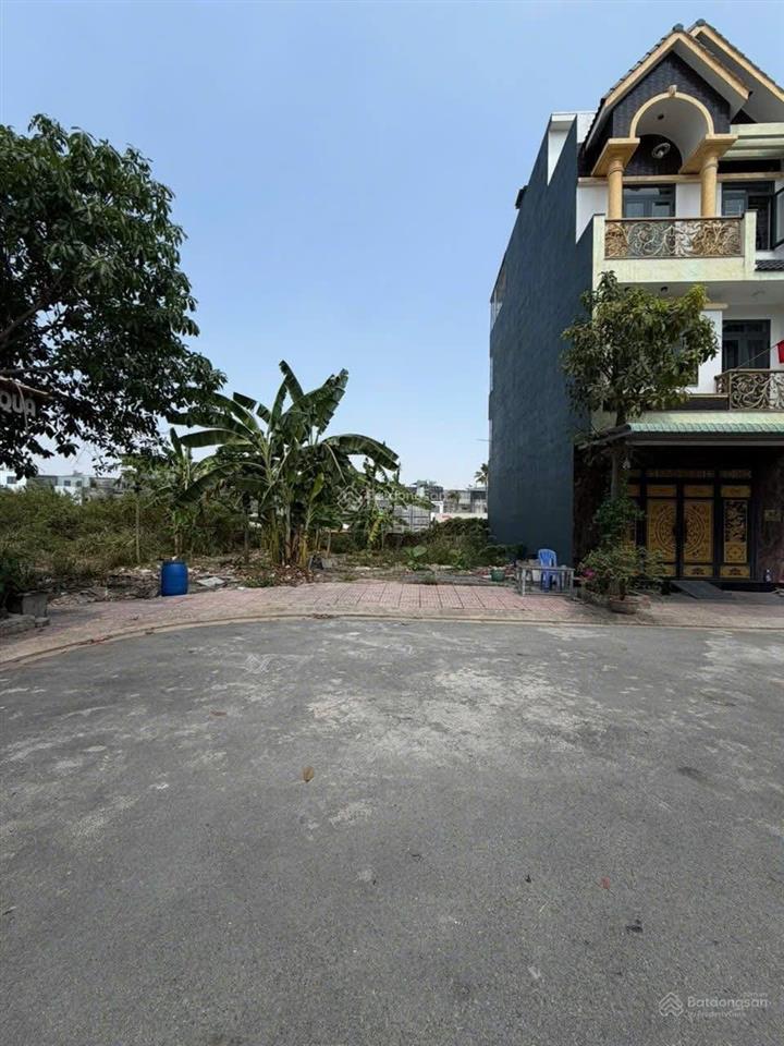 Chủ gửi lô đất kdc phúc đạt 78,4m2 đường nhựa d4 7m có vỉa hè giá chỉ 1 tỷ 750, shr, sang tên ngay