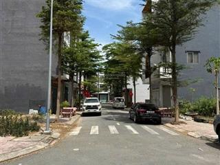 Chủ nhờ bán gấp đất kdc phú hồng đạt  phú hồng khang 64m2 full thổ cư giá 1tỷ650 đường nhựa n2, ss