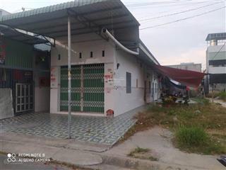 Bán gấp dãy trọ khu vsip2a 127m2 giá 1tỷ350  dòng tiền 8tr/th  shr  đường thông thoáng