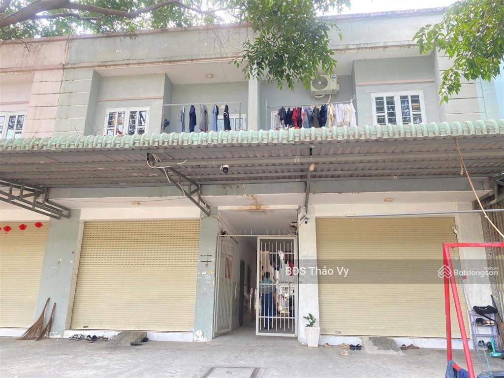 Bán dãy trọ ngay chợ đêm bàu bàng 150m2 giá 1tỷ450, dòng tiền ~7tr/th, mt đường nhựa, sổ riêng