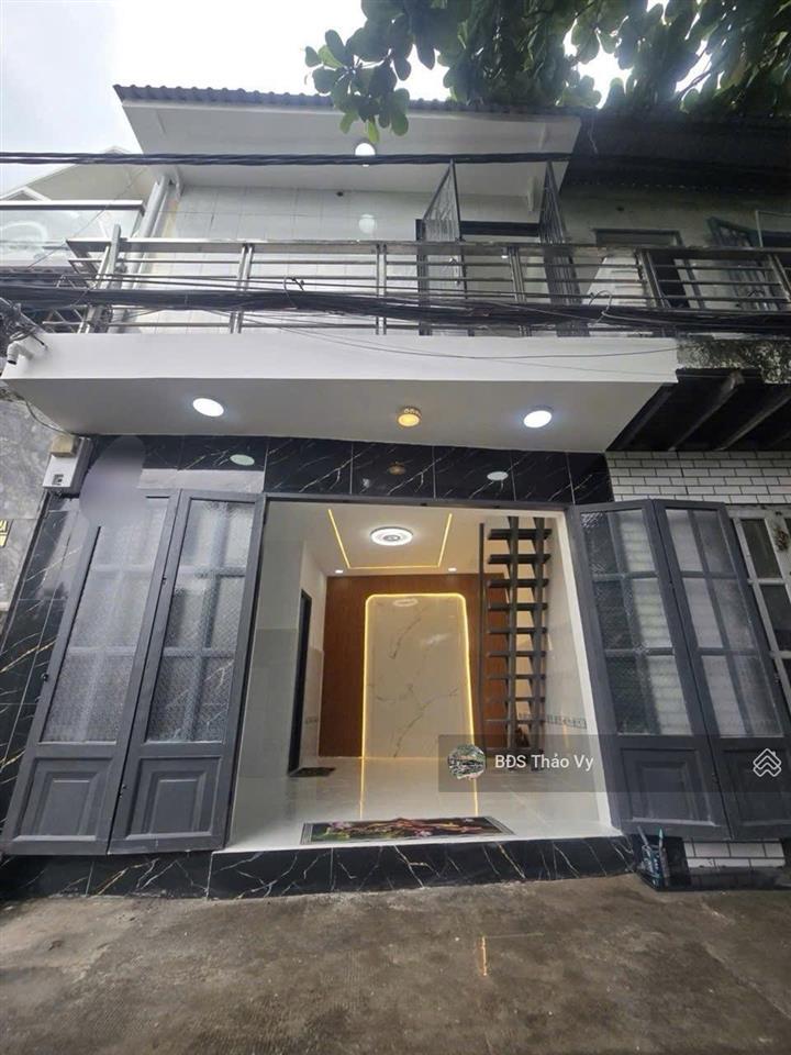 Nhà 1 trệt 1 lầu cần chủ mới ngay ql50  40m2  dòng tiền 5,5tr/th  sổ sẵn  đường rộng