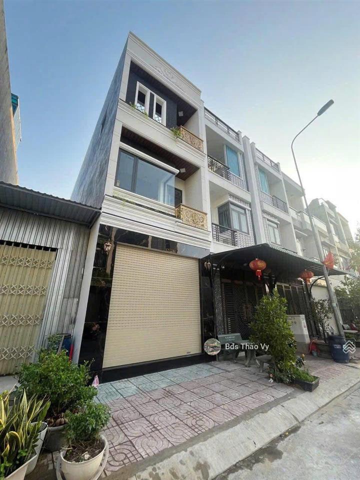 Chủ ngộp bán nhà 1 trệt 2 lầu 80m2 mặt tiền tân quý tây  có dòng tiền 7,5tr/th  sổ sẵn