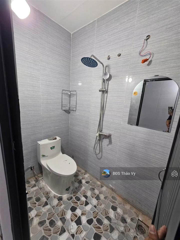 Ra gấp dãy trọ mới toanh becamex 150m2 giá chỉ 1tỷ170  dòng tiền ~12tr/th  đường thông  sổ sẵn