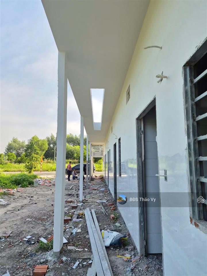 Ra gấp dãy trọ mới toanh becamex 150m2 giá chỉ 1tỷ170  dòng tiền ~12tr/th  đường thông  sổ sẵn