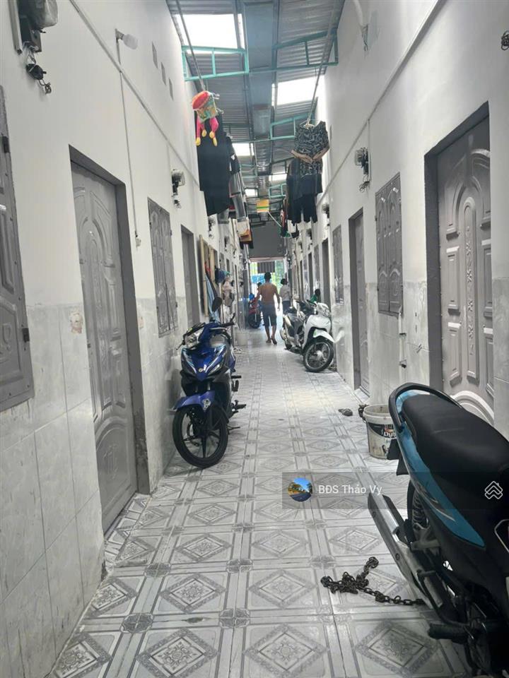 Bán trọ 300m2 ngay kcn mỹ phước 1  dòng tiền ~12,5tr/th  đường ô tô  sổ riêng