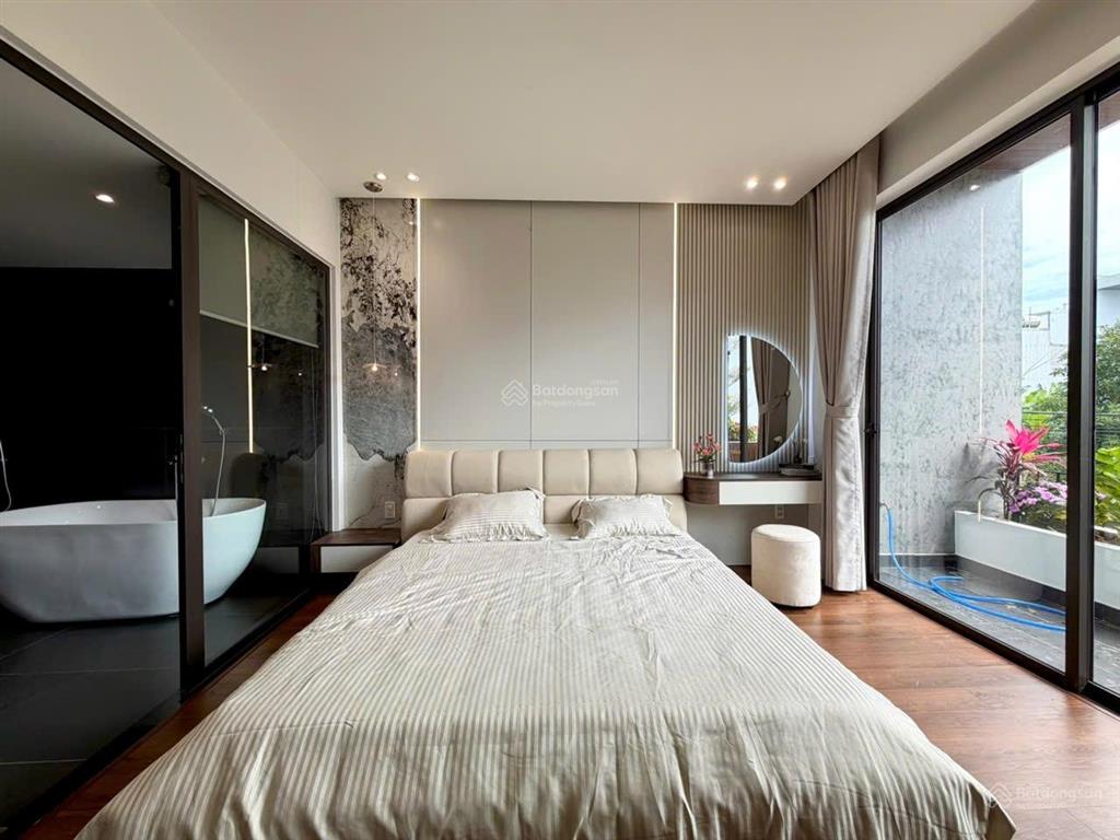 Bán nhà mặt phố 52 thanh lương 8, 8,6 tỷ, 99,9 m2, đẹp, nhiều tiện ích