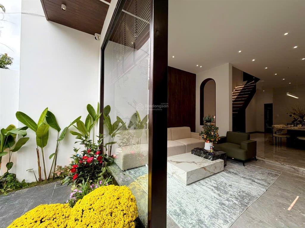 Bán nhà mặt phố 52 thanh lương 8, 8,6 tỷ, 99,9 m2, đẹp, nhiều tiện ích