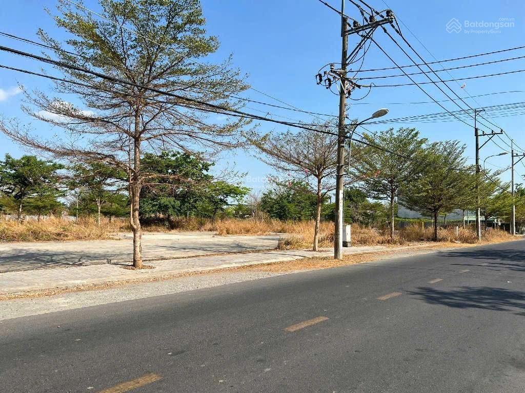Đất 81m2 full thổ cư trần văn chẩm, củ chi  đối diện trường học
