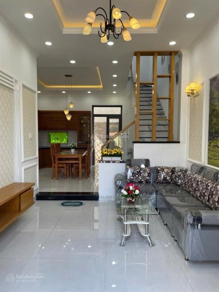 Chính chủ bán nhà mới 100% 6.5x14m, 3pn giá 3 tỷ 3 tl