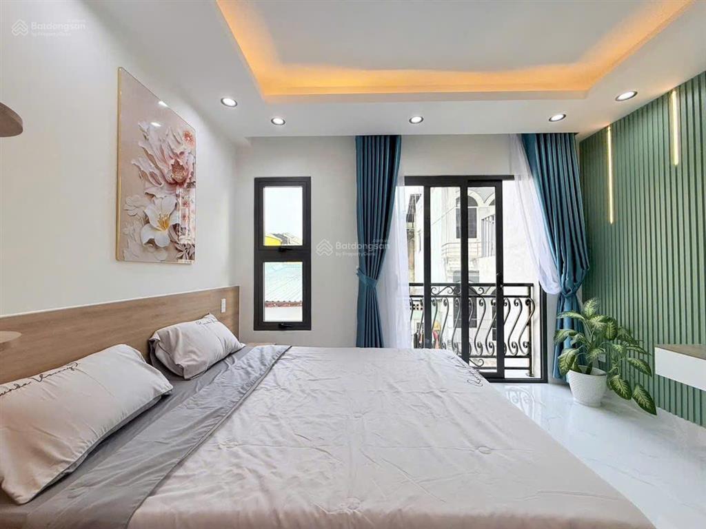Bán nhà hxh 25 cửu long,tân bình cũ,ngay kế sân bay.dt 5x12m,4 tầng (kt 50tr/tháng) giá 15 tỷ tl