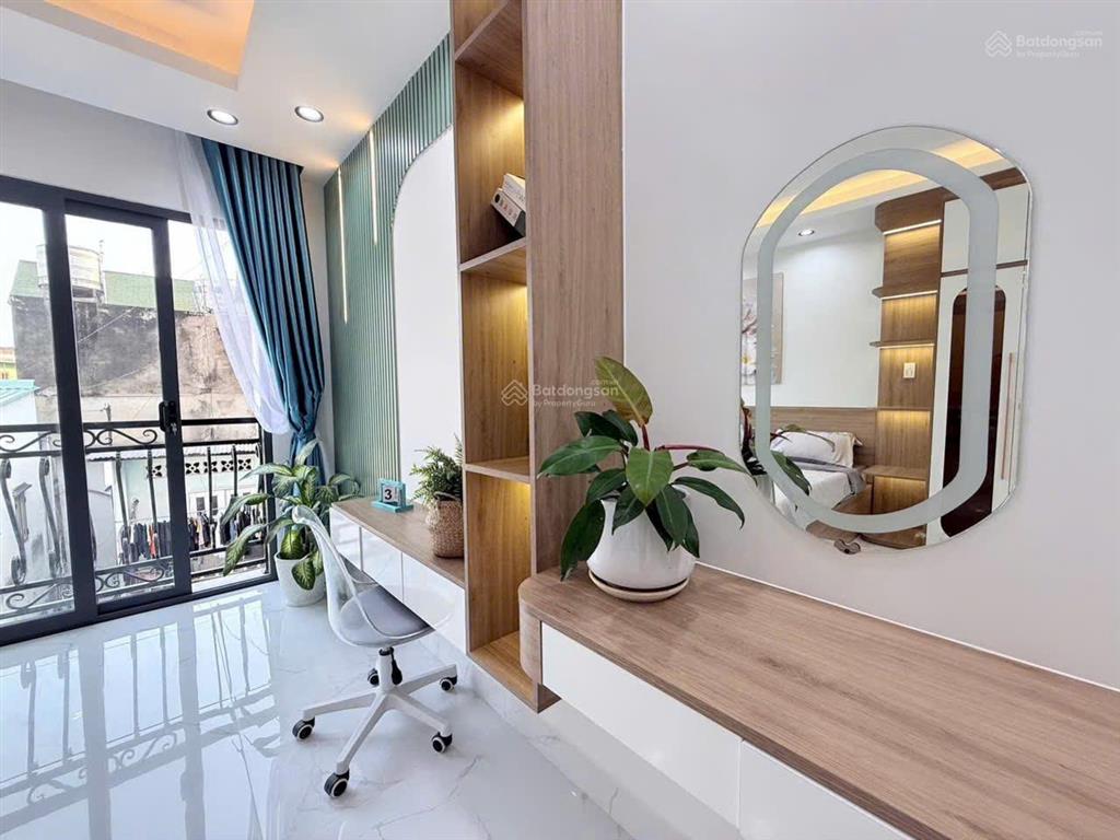 Bán nhà hxh 25 cửu long,tân bình cũ,ngay kế sân bay.dt 5x12m,4 tầng (kt 50tr/tháng) giá 15 tỷ tl