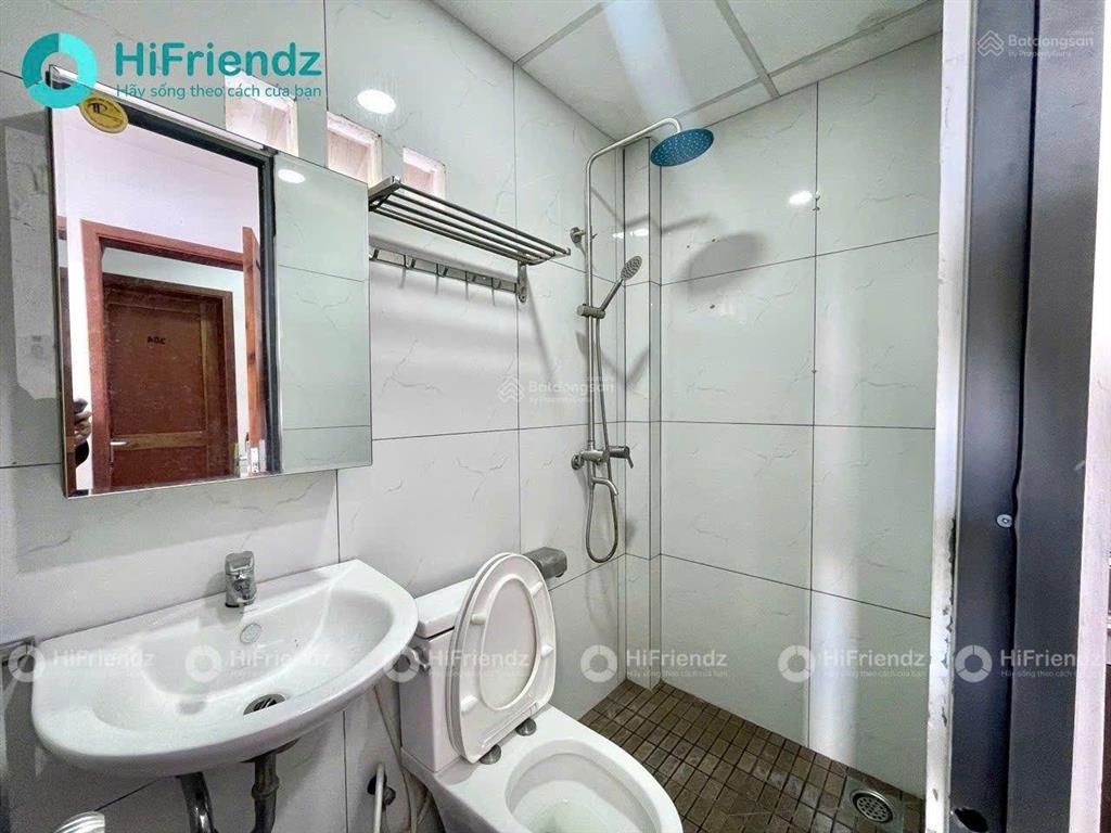 Cho thuê cc mini tại lạc long quân, p 3, q11, 5,2 triệu, 30m2, giá ưu đãi, hot!