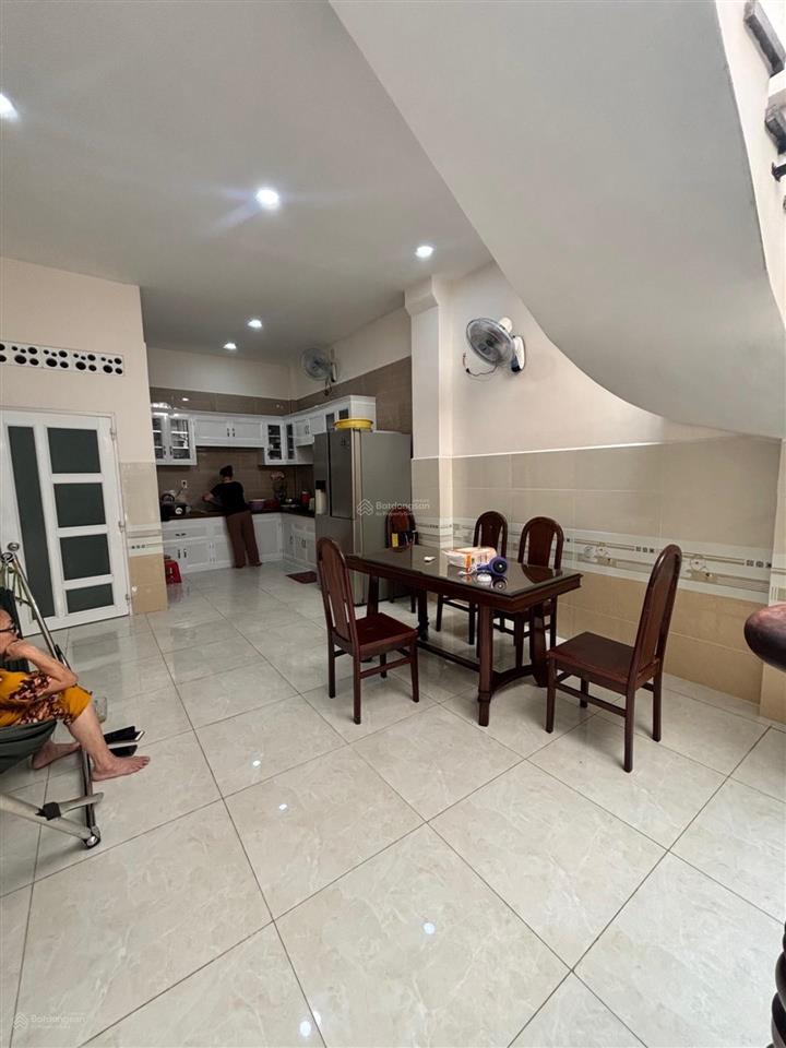 Bán nhà tân quy quận 7 4x15m 2 tầng giá nhỉnh 6 tỷ