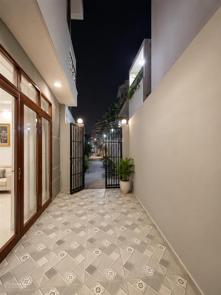 Bán rẻ nhà 6x15m hẻm ô tô nguyễn thị thập q7 nhà 2 tầng kiên cố sát phú mỹ hưng