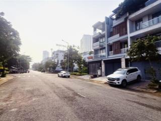 Bán gấp nhà phố 5x18m 3 tầng ngay nguyễn lương bằng quận 7 đường nhựa 15m kdc vip đồng bộ
