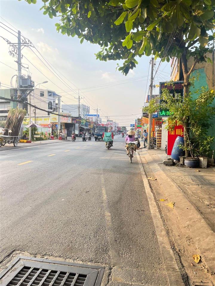 Bán nhà mặt tiền tỉnh lộ 15 gần ngã tư tân qui