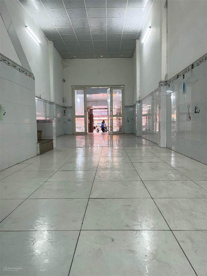 Bán nhà mặt tiền tỉnh lộ 15 gần ngã tư tân qui