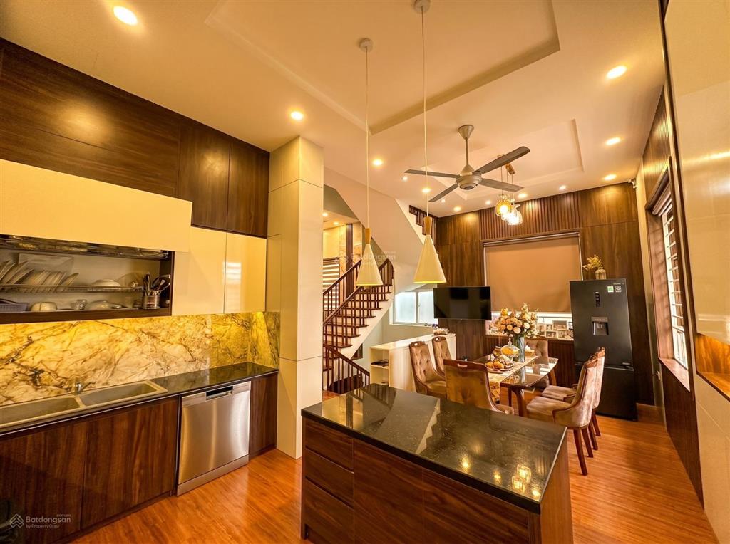 Bán biệt thự kđt lideco hoài đức, 144m², 5t, mt 9m, 3 mặt thoáng, giá 23.5 tỷ
