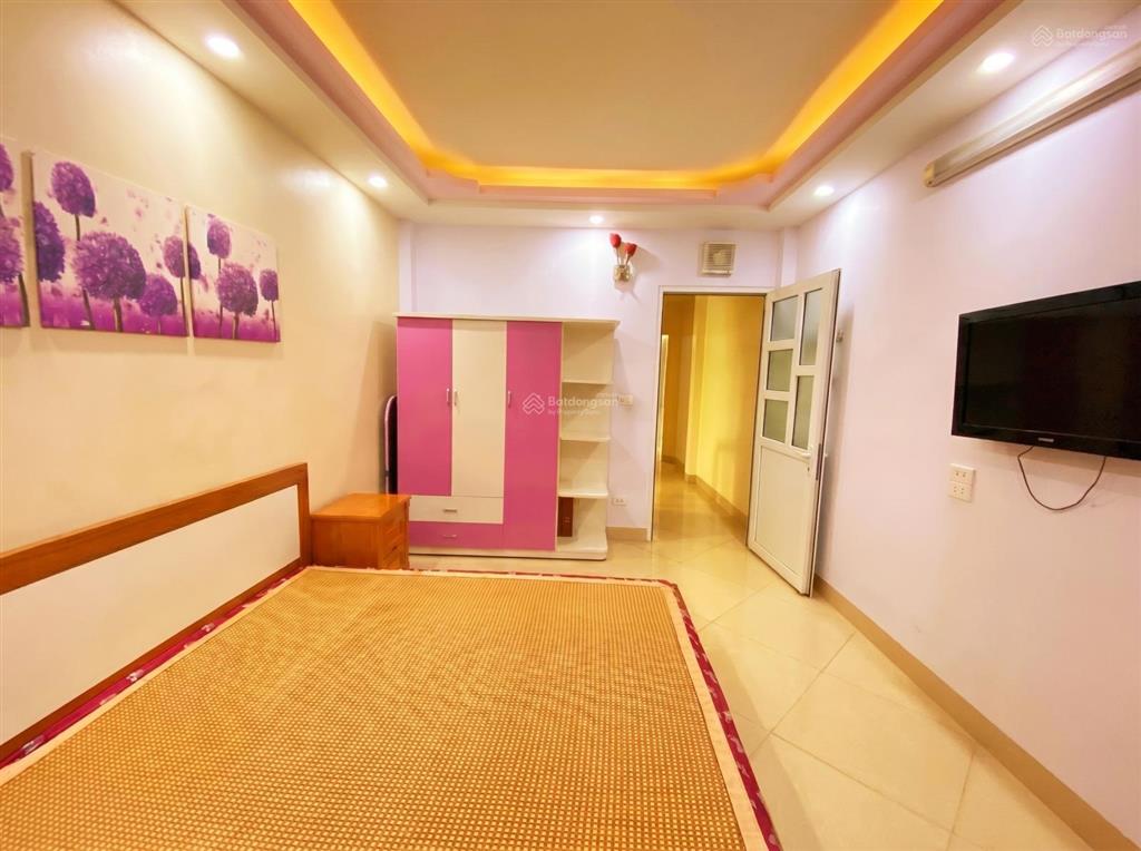 Bán nhà mặt phố mai dịch  cầu giấy, 46m², 5t, vỉa hè thênh thang, kinh doanh đỉnh, 21 tỷ