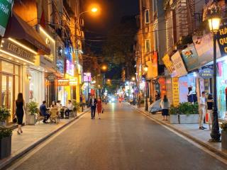 Bán nhà mặt phố mai dịch  cầu giấy, 46m², 5t, vỉa hè thênh thang, kinh doanh đỉnh, 21 tỷ