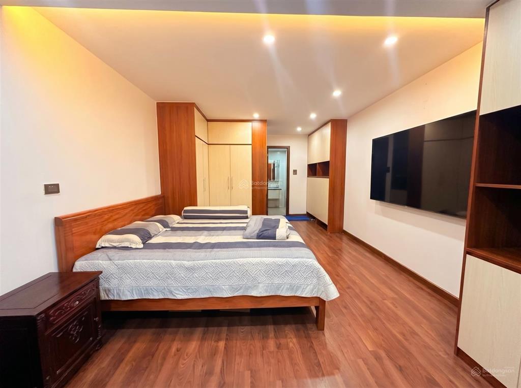 Siêu phẩm bán nhà lạc long quân, 40m2, 5t kiên cố, mt 4m, gần hồ tây lộng gió, giá 13.9 tỷ