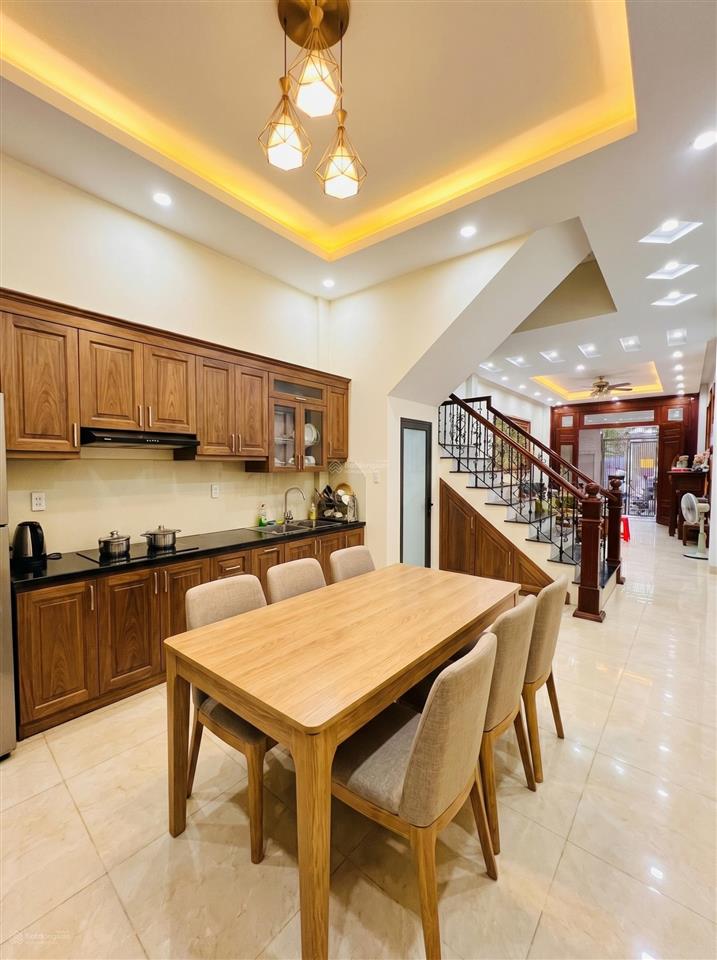 Bán nhà mặt phố chùa hà, cầu giấy, 55m², 4t, mt4m, ngõ thông kinh doanh, gara ô tô, 19 tỷ