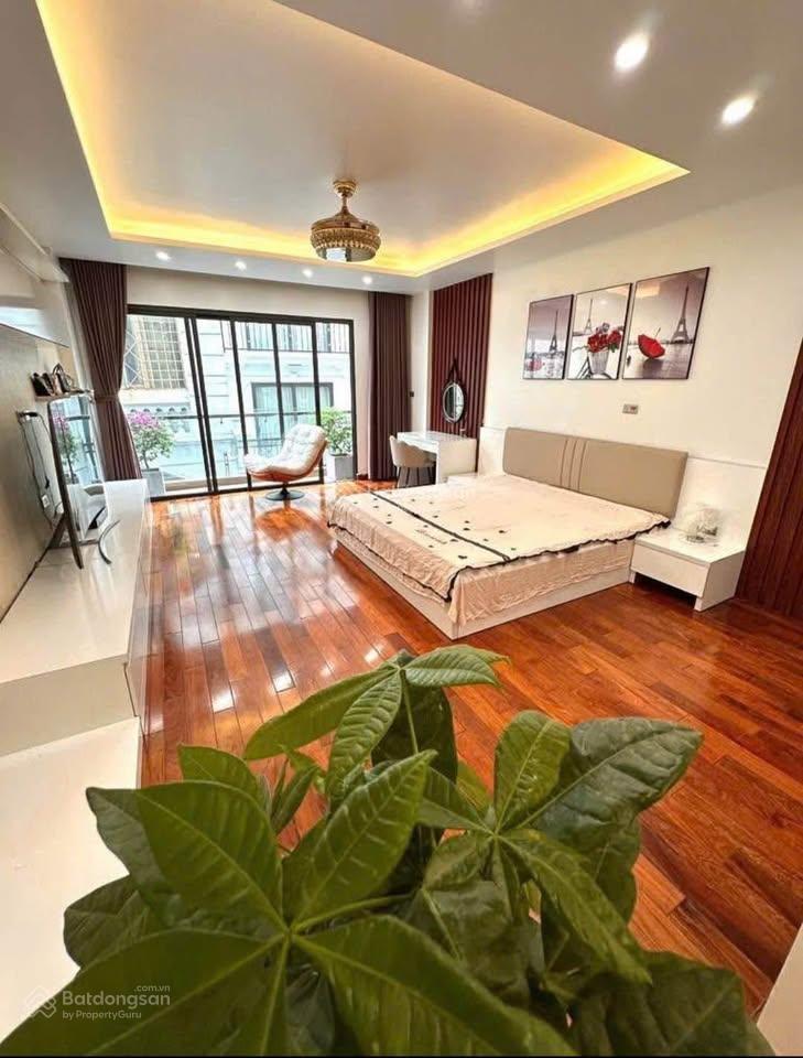 Tòa 7 tầng thang máy khúc thừa dụ, kinh doanh ô tô vào nhà, 15m ra phố, 52m2 mt 4.2m 19 tỷ