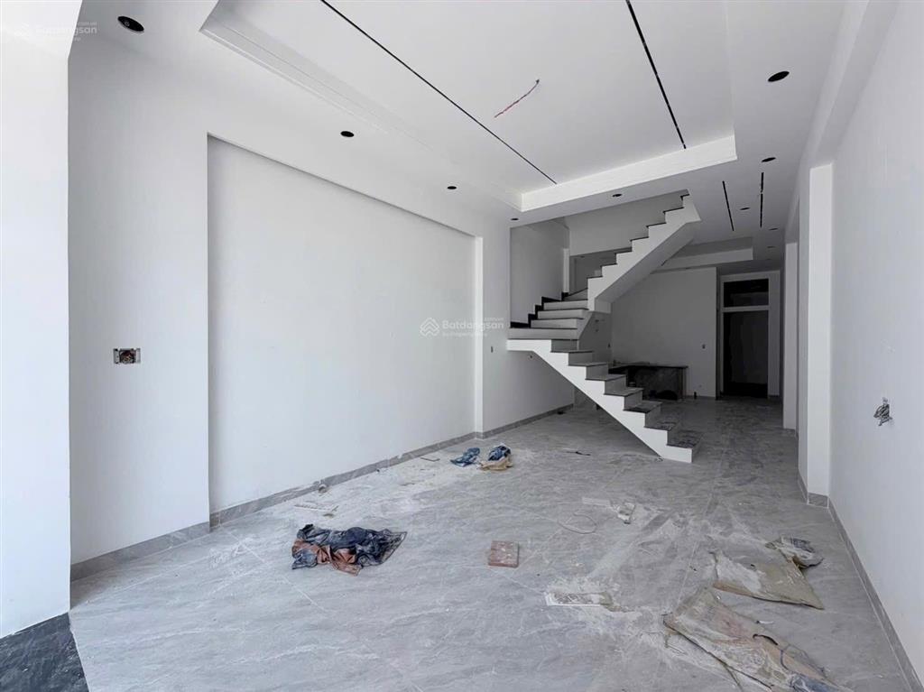 Chủ gửi bán nhà 1t1l hoàn công (dt 82m2) gần cư xá phúc hải  p. tân phong. giá chỉ 3,7 tỷ