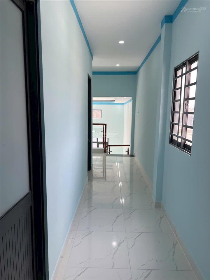 Chủ gởi bán nhà 1t1l (dt 98m2) sổ riêng thổ cư 100% đường oto p. hoá an, giá chỉ 2,650 tỷ