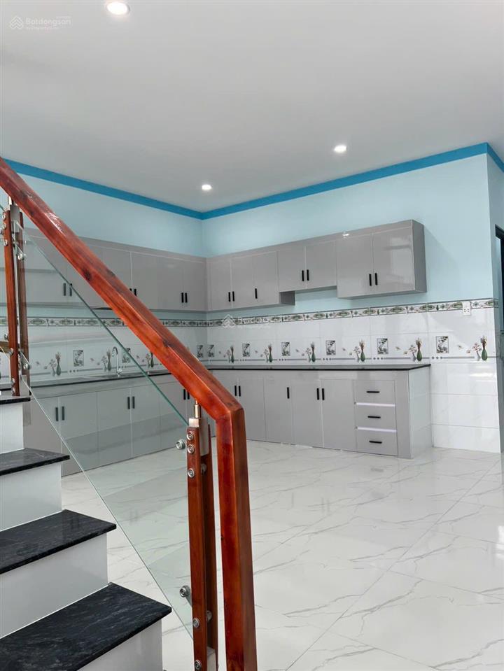 Chủ gởi bán nhà 1t1l (dt 98m2) sổ riêng thổ cư 100% đường oto p. hoá an, giá chỉ 2,650 tỷ