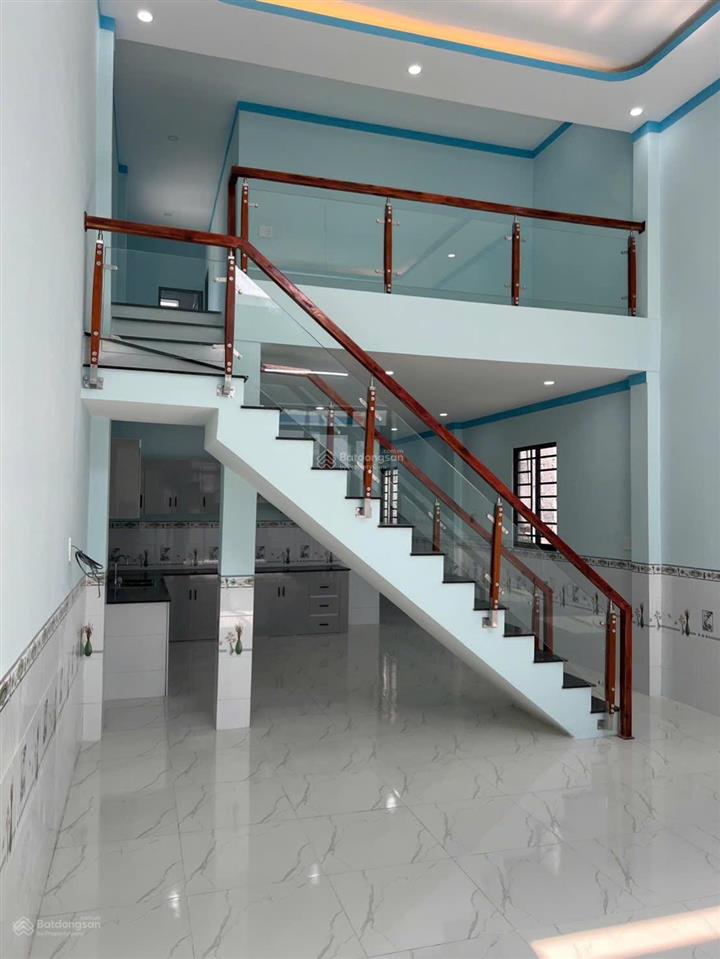 Chủ gởi bán nhà 1t1l (dt 98m2) sổ riêng thổ cư 100% đường oto p. hoá an, giá chỉ 2,650 tỷ