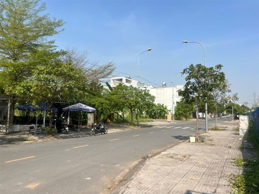 Góc 2 mặt tiền đường 16m, 6.5x22 giá 9.99 tỷ kdc đào sư tích residence