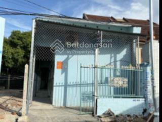 Bán nhà trọ đang cho thuê 5ph đường 7m. dt 103m2 giấy tờ đầy đủ cách tttp nha trang 8km. 0986 778 ***