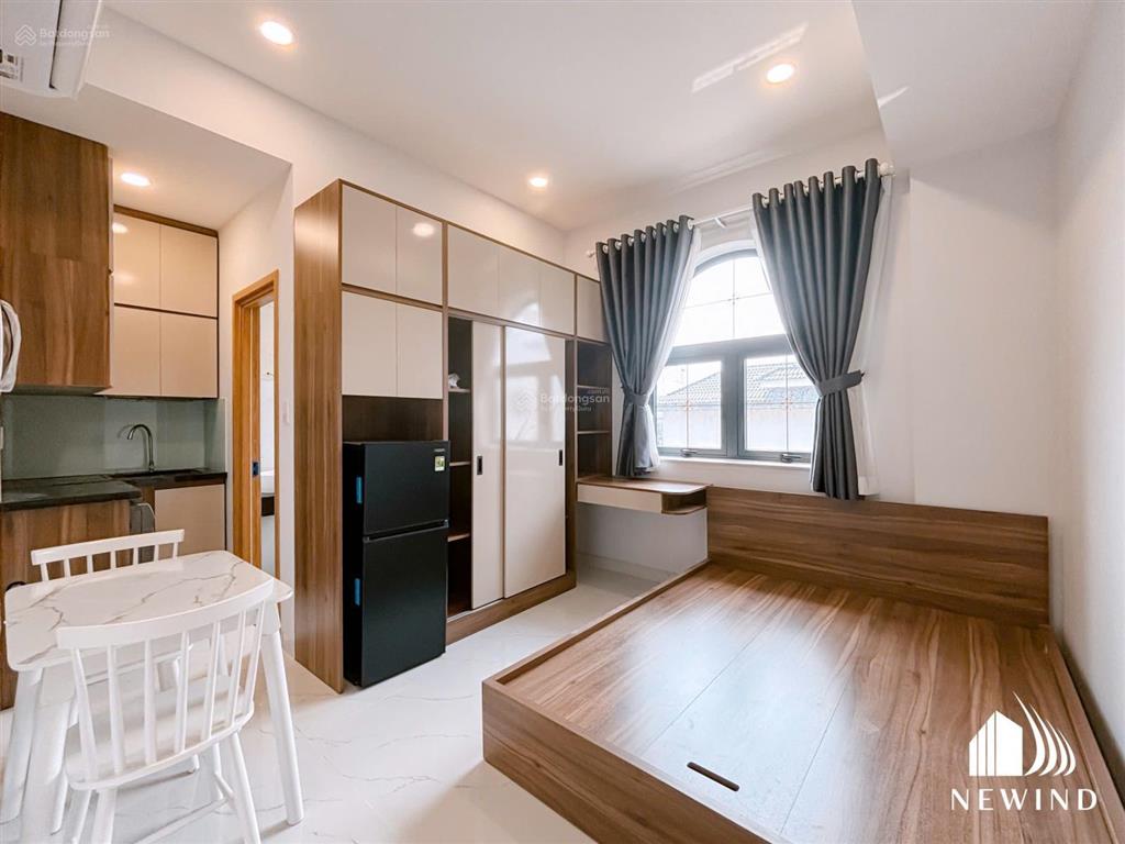 Hệ thống studio full nội thất, ban công/cửa sổ thoáng mát