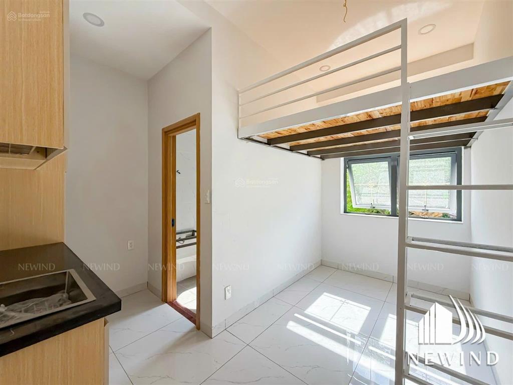 Hệ thống studio full nội thất, ban công/cửa sổ thoáng mát