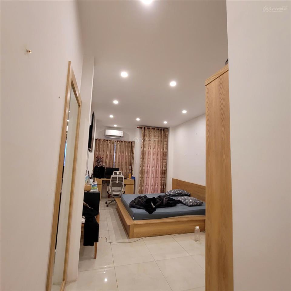 Bán nhà riêng 62m2, 11.9 tỷ, đẹp nhiều tiện ích tại nam kỳ khởi nghĩa quận 3 ,