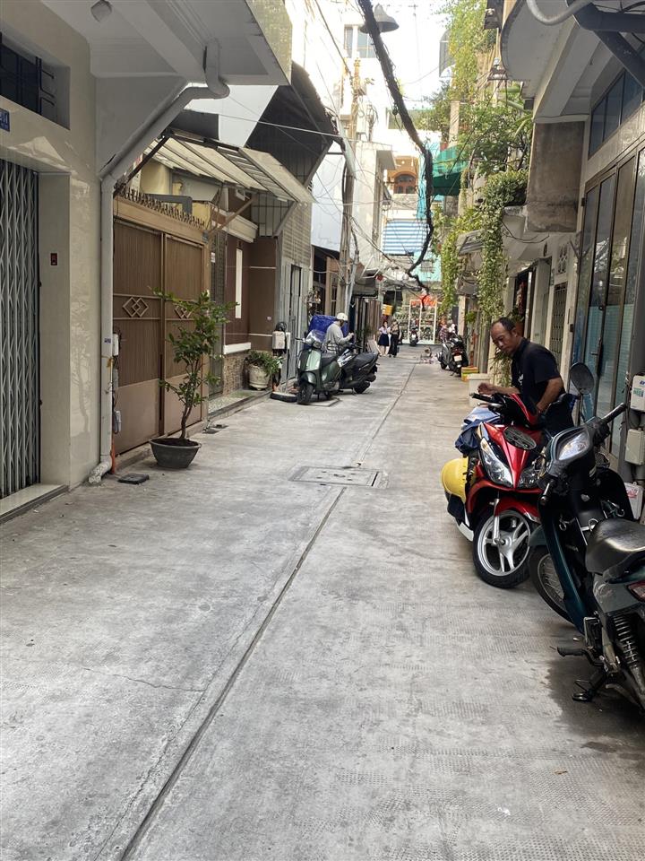 Bán nhà  nguyễn thiện thuật, quận 3  38 m2  7.5 tỷ ,