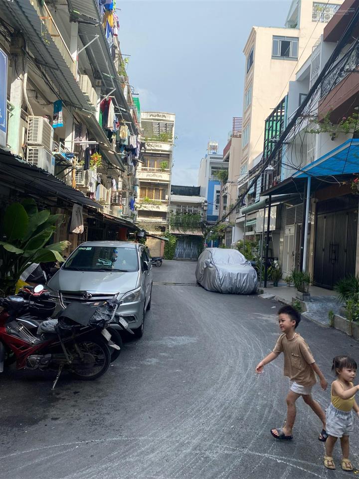 Bán nhà hxh  nguyễn thiện thuật, quận 3  7,4 tỷ
