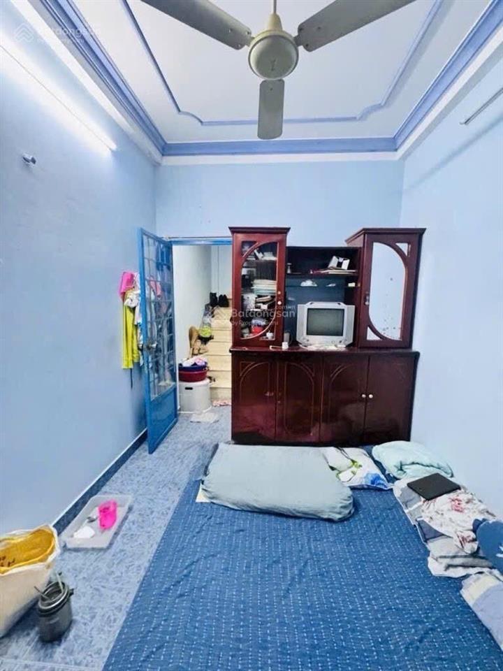 Nhà nguyễn thiện thuật quận 3  nhà khu vực kinh doanh sầm uất  34 m2  5 tầng, 9.45 tỷ