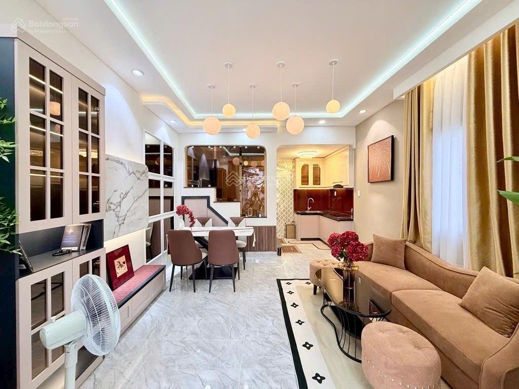 Bán nhà  thích quảng đức  phú nhuận  52 m2  5 tầng  9.4 tỷ ,